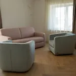 Adelsberg Oda ve Kahvaltı 3*