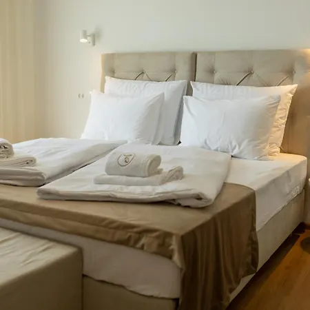 Adelsberg Inn *