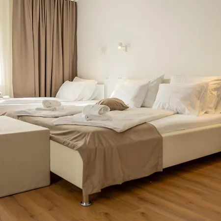 Bed & Breakfast Adelsberg 3*