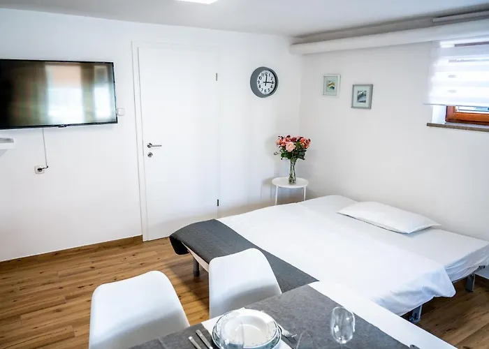 Bed & Breakfast Adelsberg Inn 3* Postojna