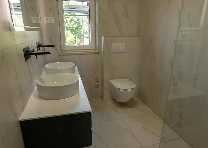 Bed & Breakfast Adelsberg Inn 3* Postojna