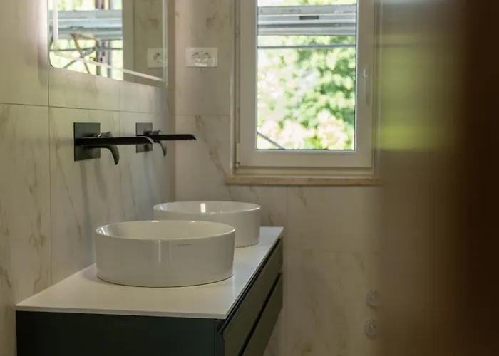 Bed & Breakfast Adelsberg Inn 3* Postojna