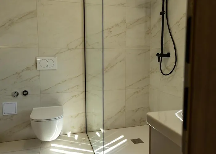 Bed & Breakfast Adelsberg 3*