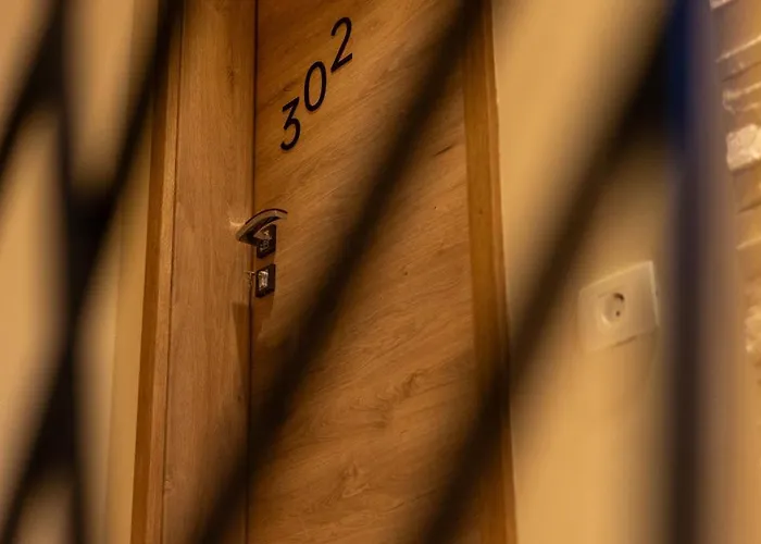 Adelsberg Bed & Breakfast 3*