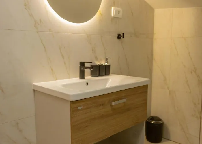 Adelsberg 3* Postumia